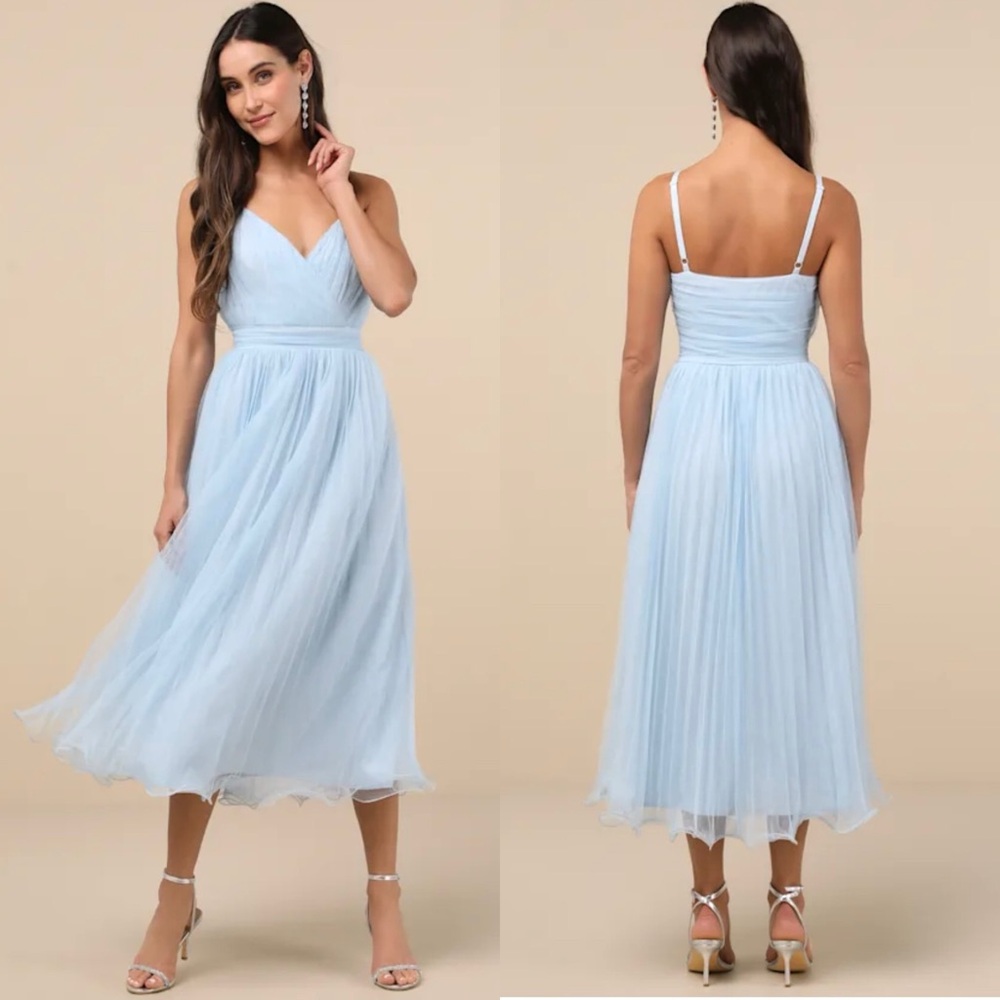 NWT Exemplary Aura Light Blue Tulle Surplice Midi Dress